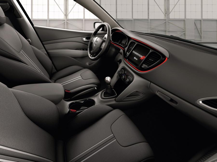  Dodge Dart Blacktop 2014 года  (фото 4 из 6)